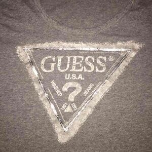Guess T shirt